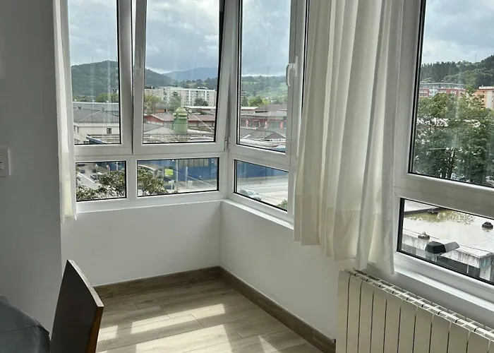 Earra- Pagoeta - Cerca De La Playa Y Centro Apartamento